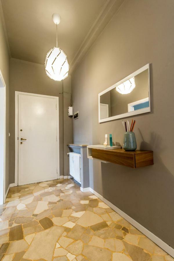 Joivy Modern 1-Bed Flat With Balcony In Portello Milán Exteriér fotografie
