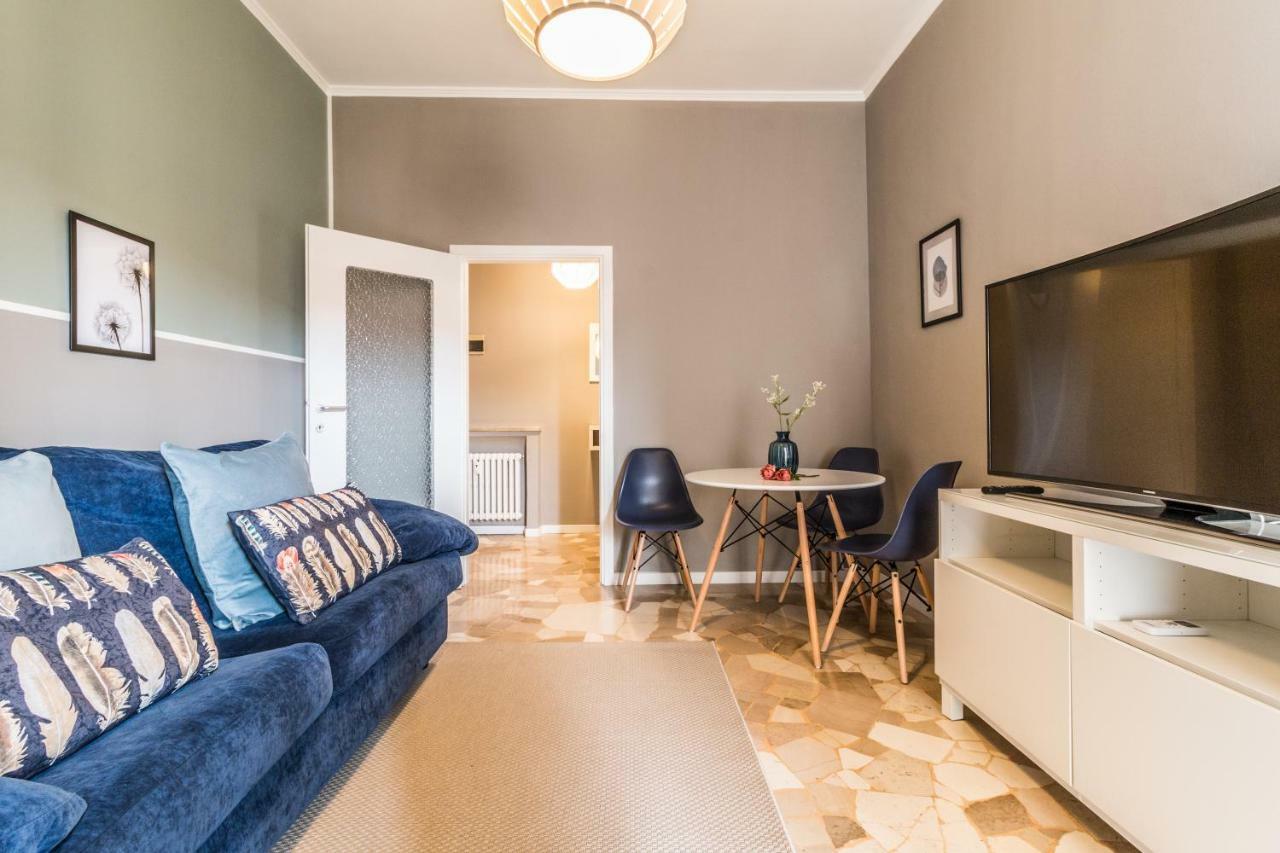 Joivy Modern 1-Bed Flat With Balcony In Portello Milán Exteriér fotografie